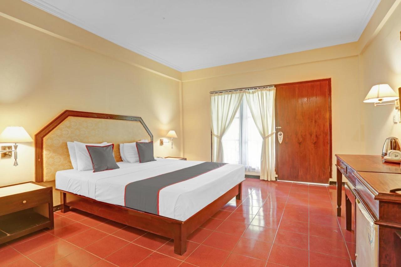 Collection O 90805 Aditya Beach Resort And Spa Lovina  Exterior photo