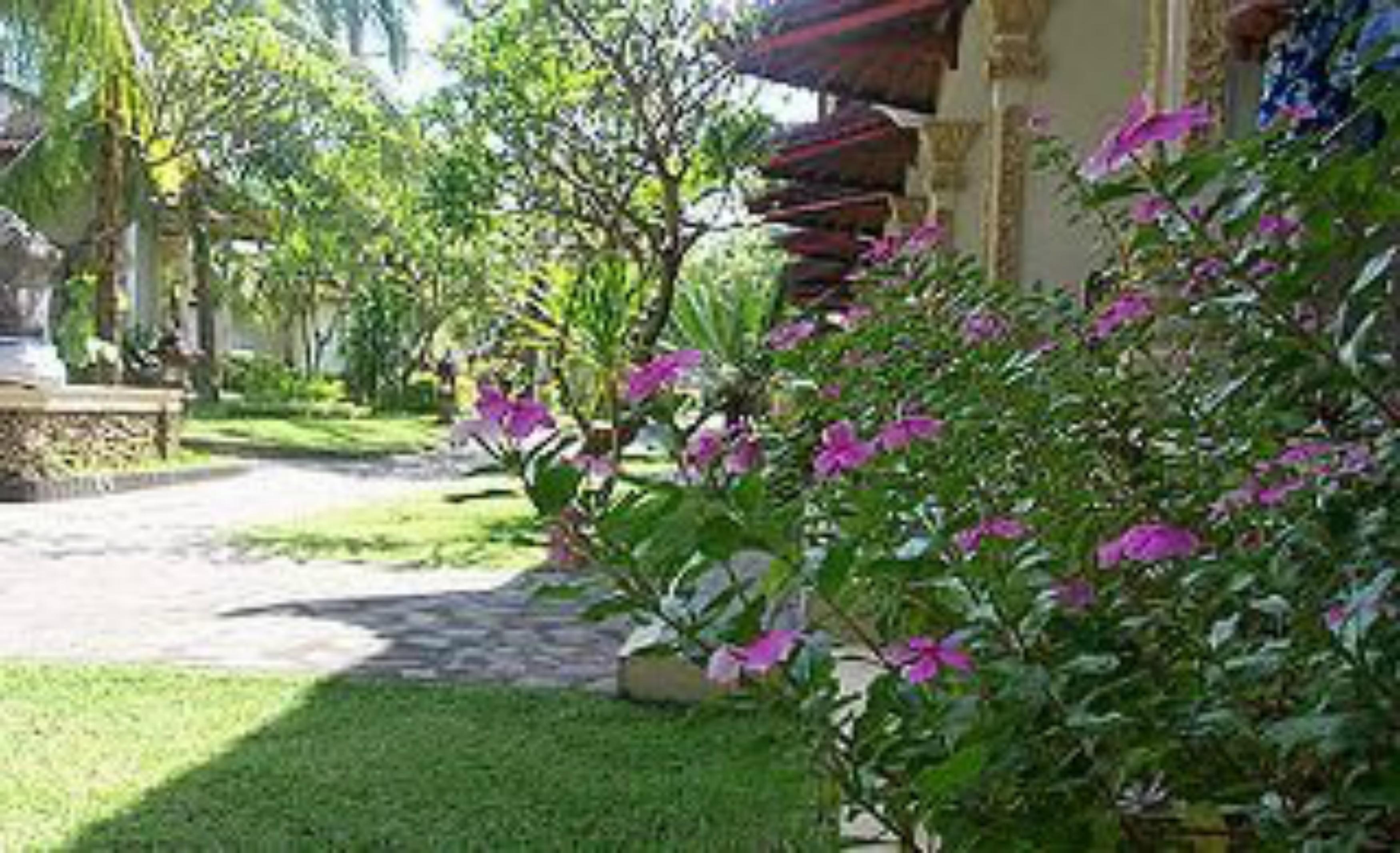 Collection O 90805 Aditya Beach Resort And Spa Lovina  Exterior photo